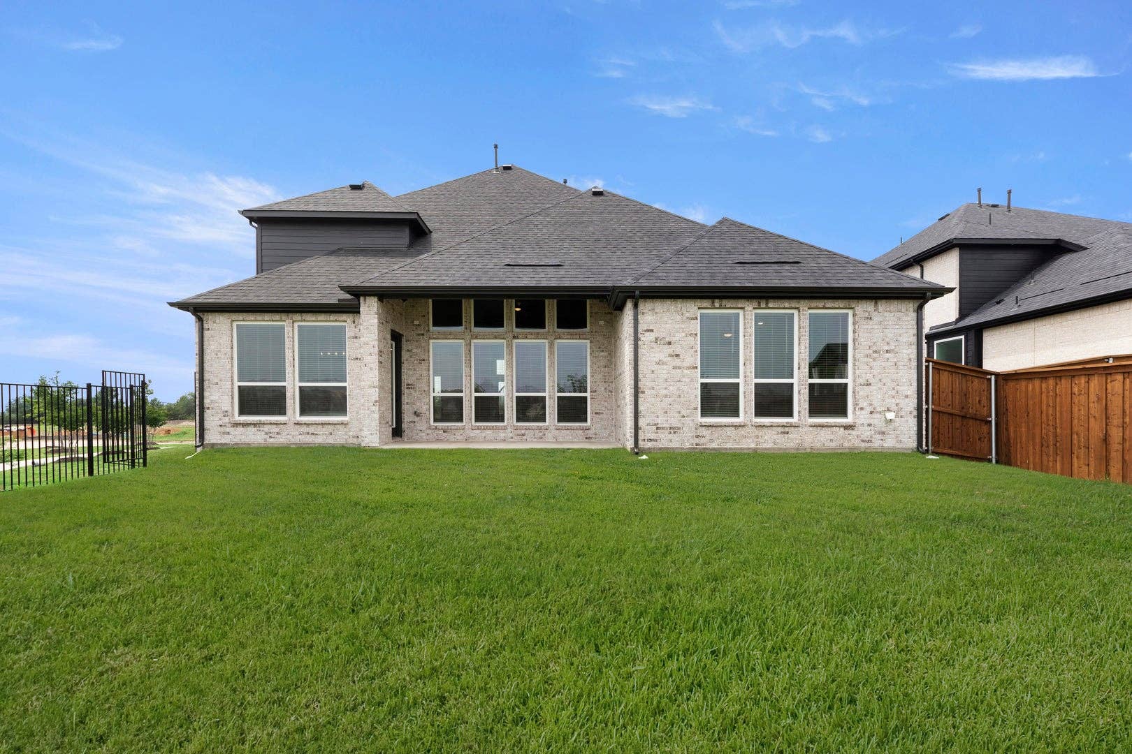 Broadcrest FSW (w/Media or Opt 6th BR)