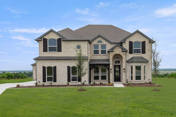 Hillcrest 2F (w/Media) - One Acre Homesite