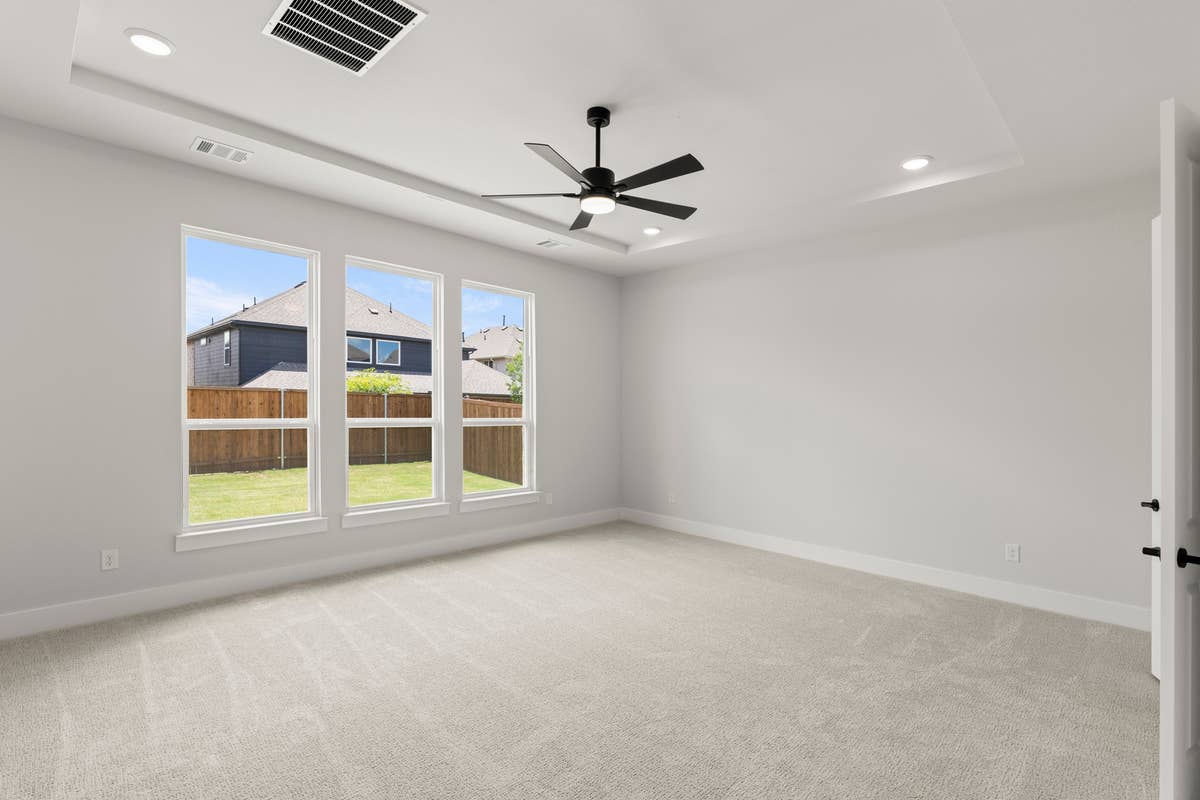 Sutton Fields - Photo 19