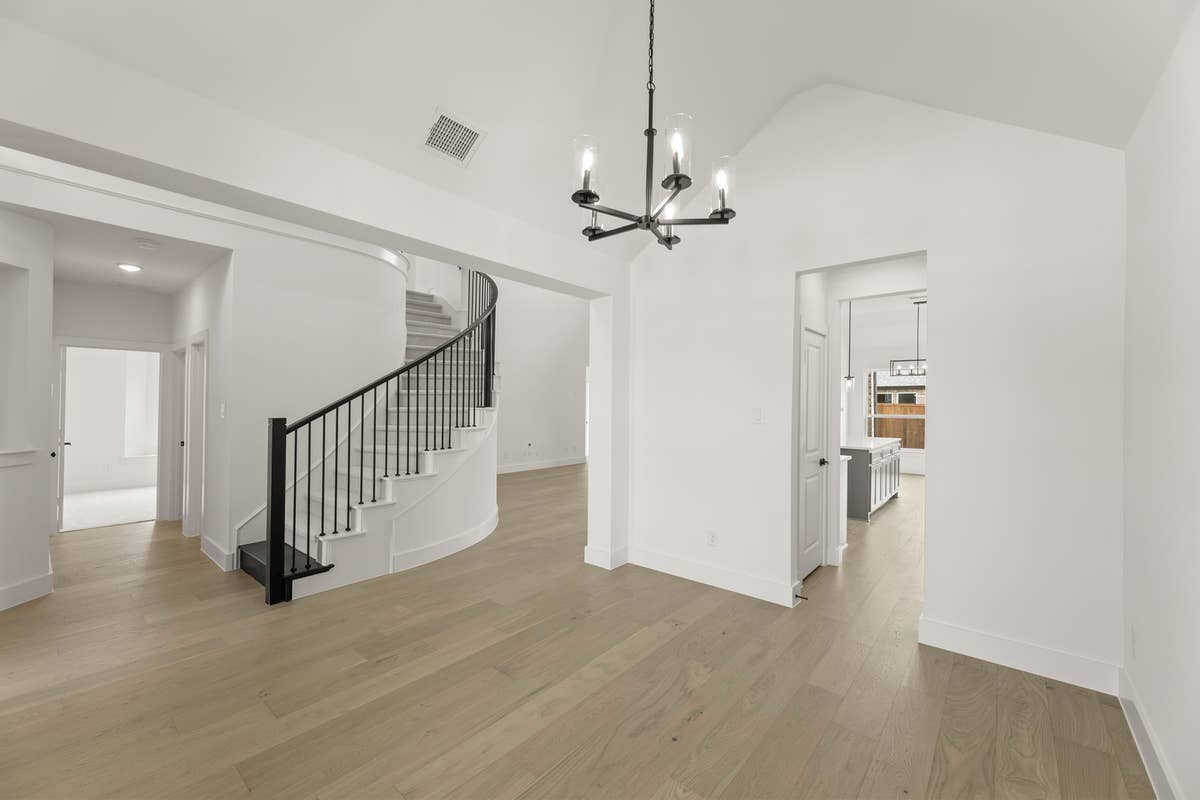 Edgewood Creek - Photo 11