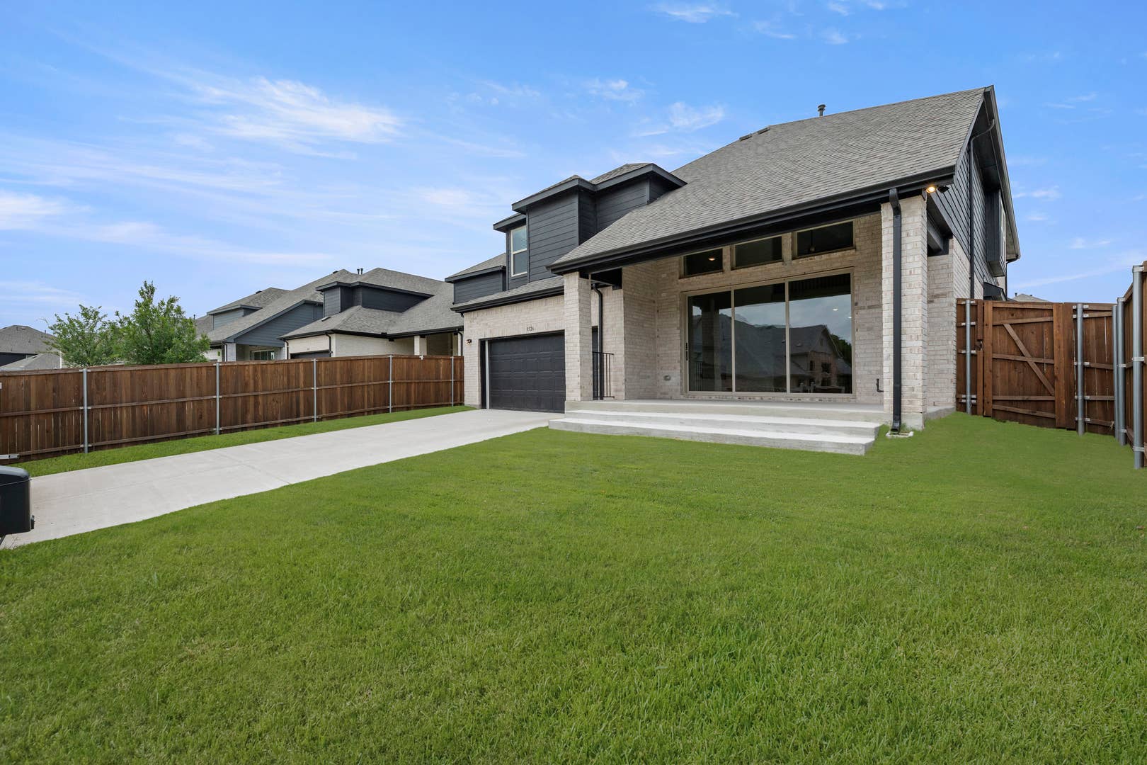 Anatole R (w/Media or 6 Bedroom Option)