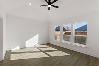 Edgewood Creek - Photo 16