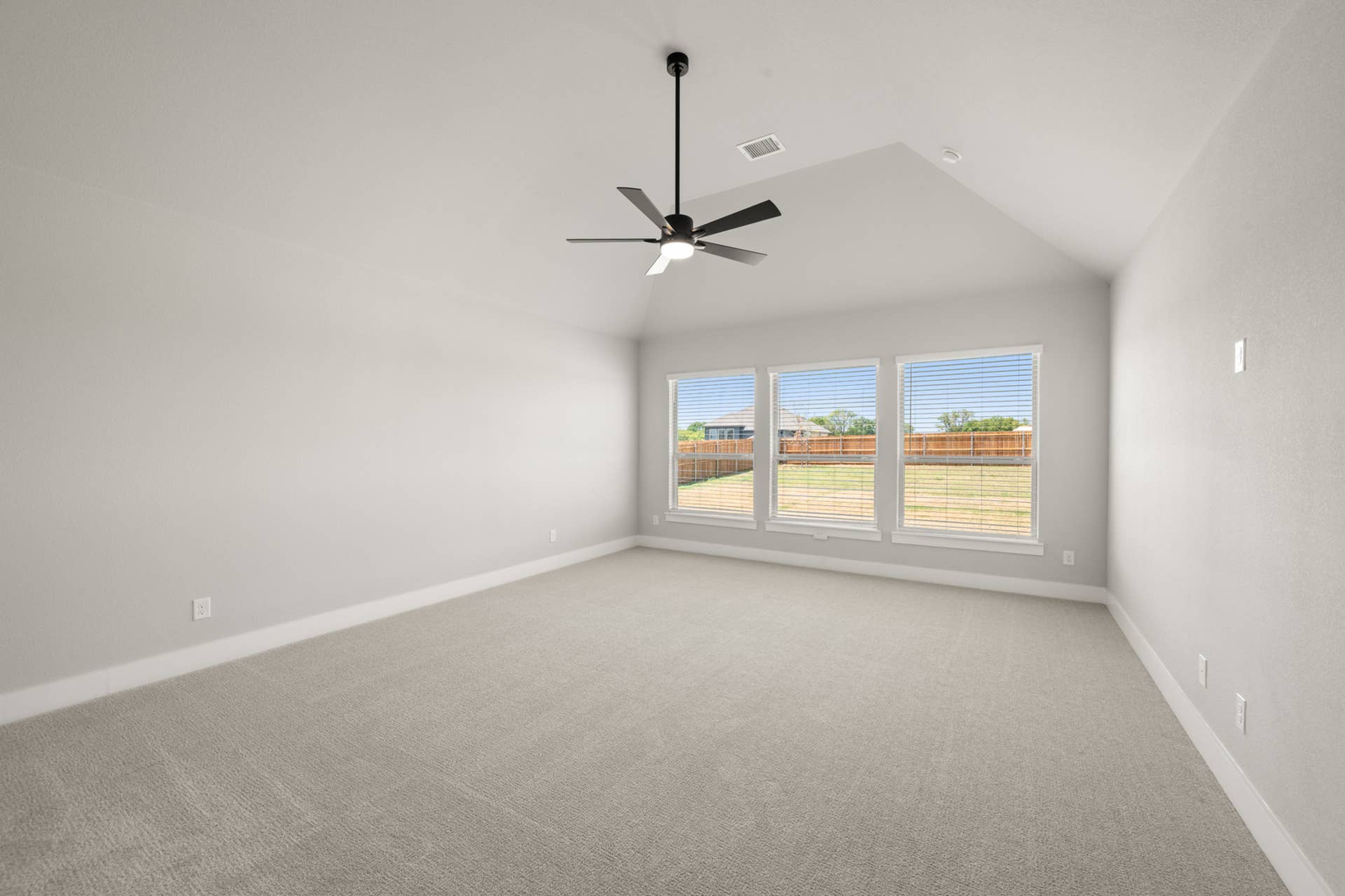 Broadmoor Estates - 20