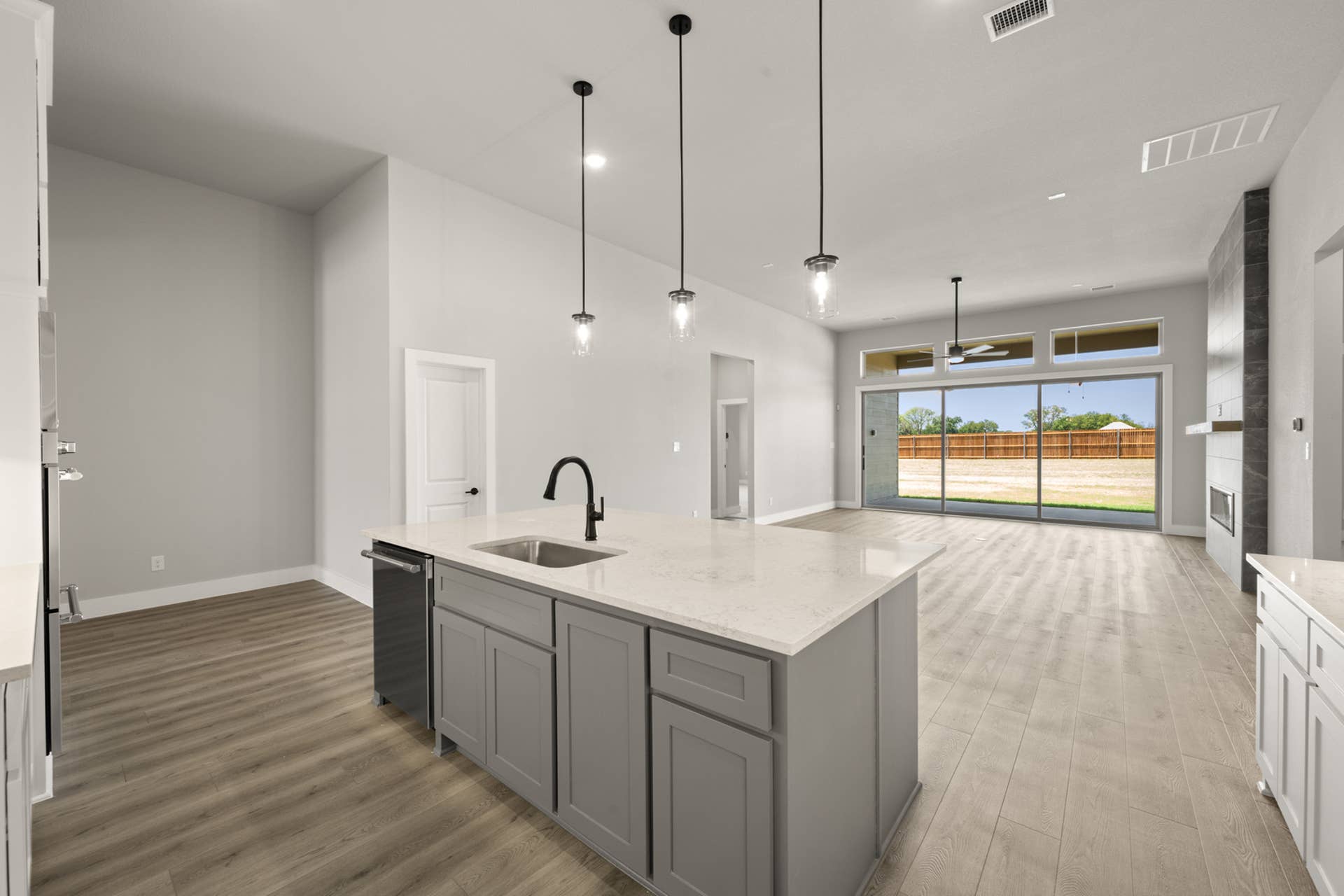 Broadmoor Estates - 14