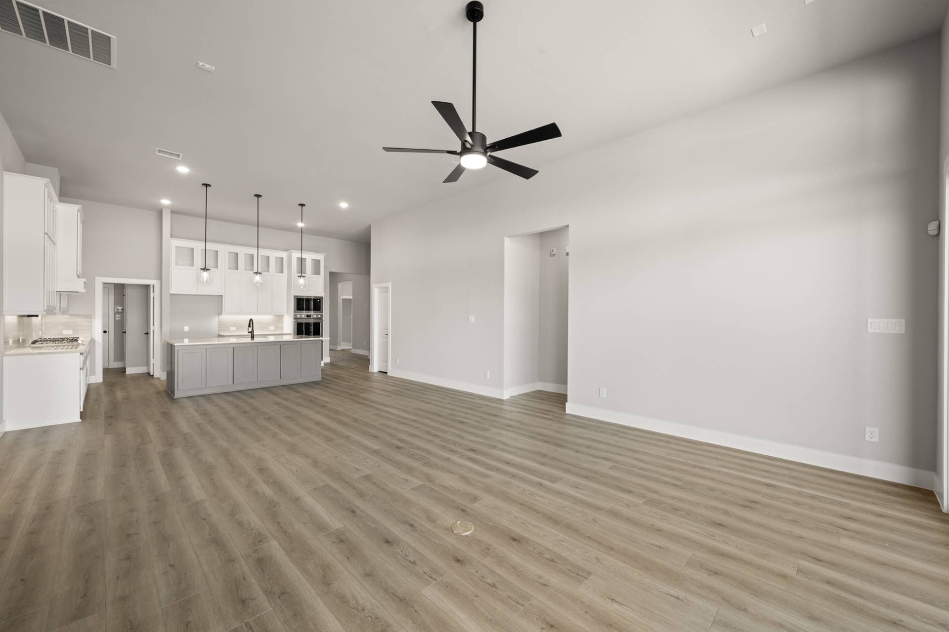 Broadmoor Estates - 15