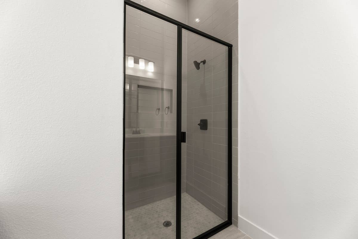 Edgewood Creek - Photo 26