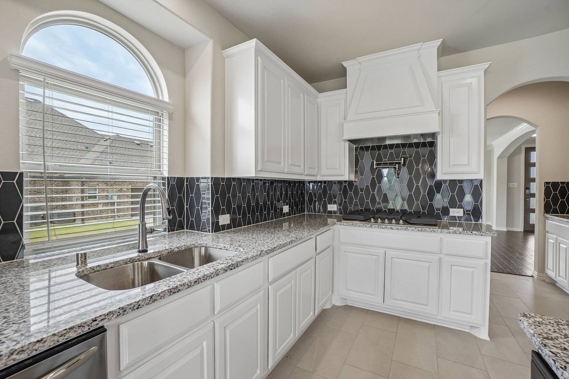 Broadmoor Estates - 15