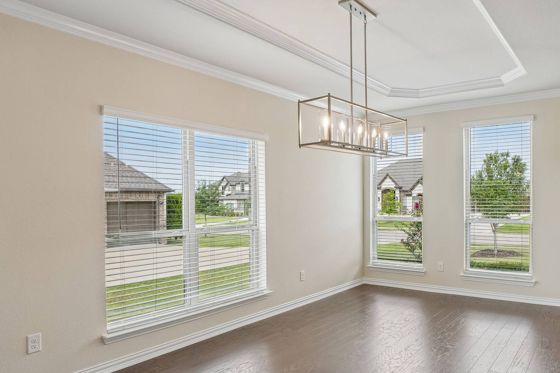 Broadmoor Estates - 17