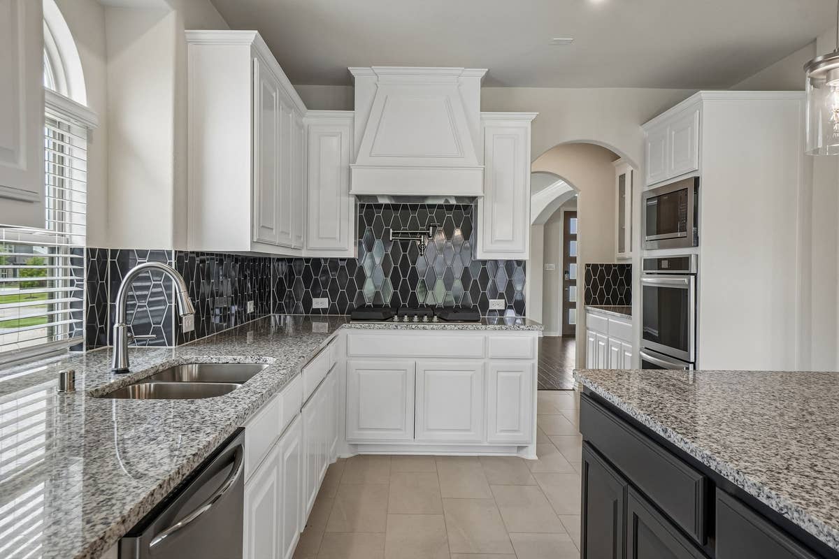 Broadmoor Estates - Photo 14