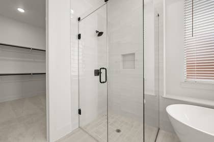 LeTara - Photo 23