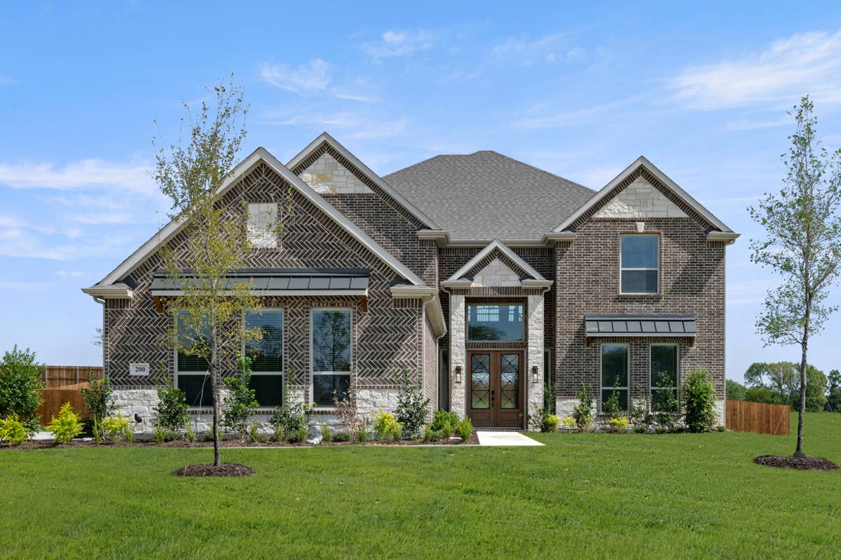 Broadmoor Estates - Photo 01