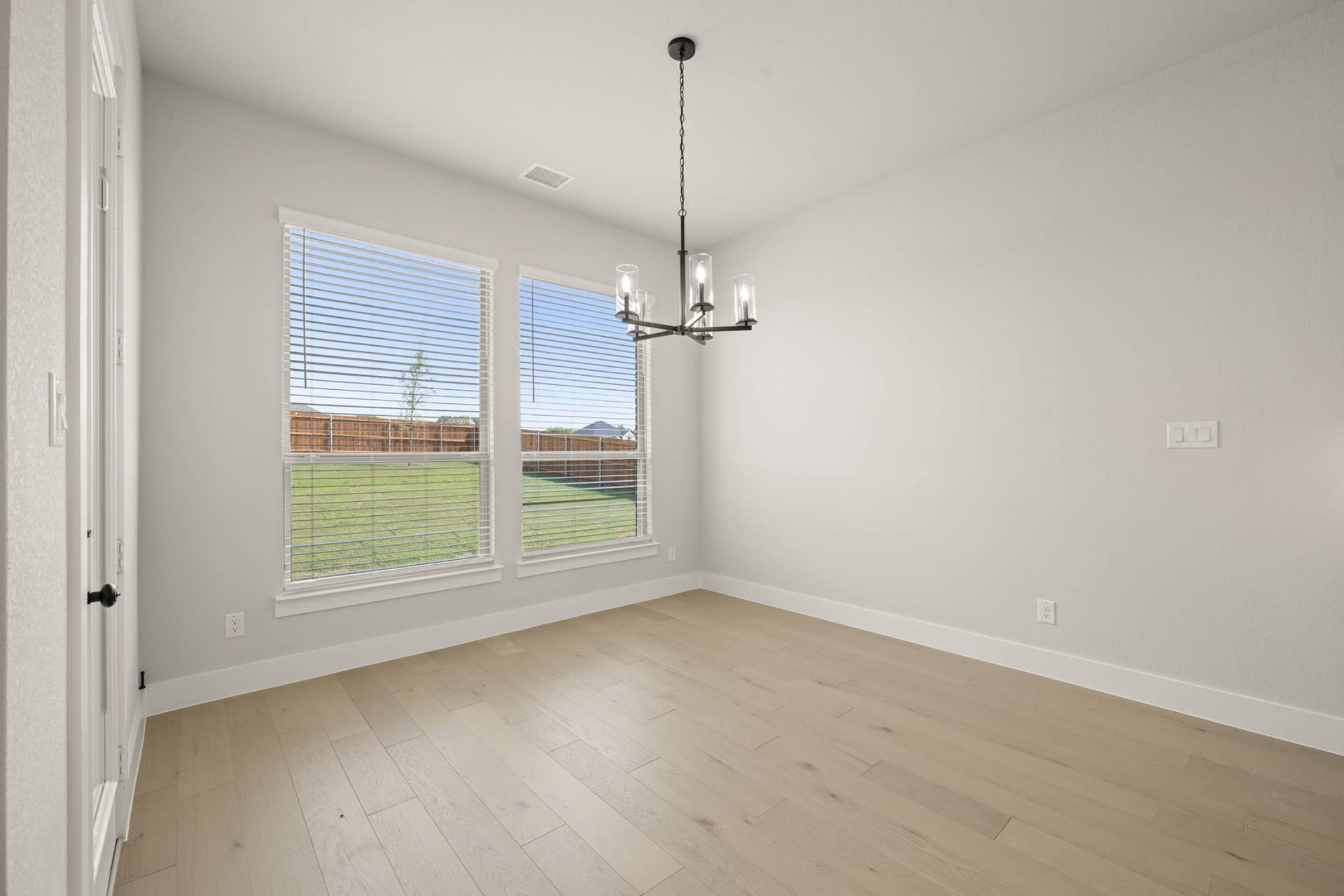 Broadmoor Estates - 18